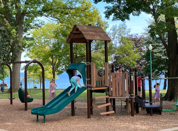 kids-play-area